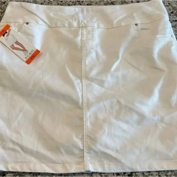 S.C. & CO Ladies' Denim Skort NWT Size XXL - Picture 7 of 9